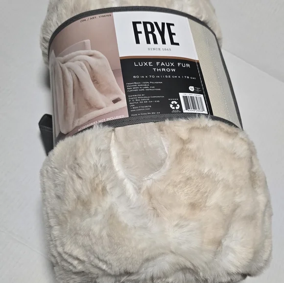 Frye Luxurious Cream Faux Fur Throw Blanket - Picture 5 of 7